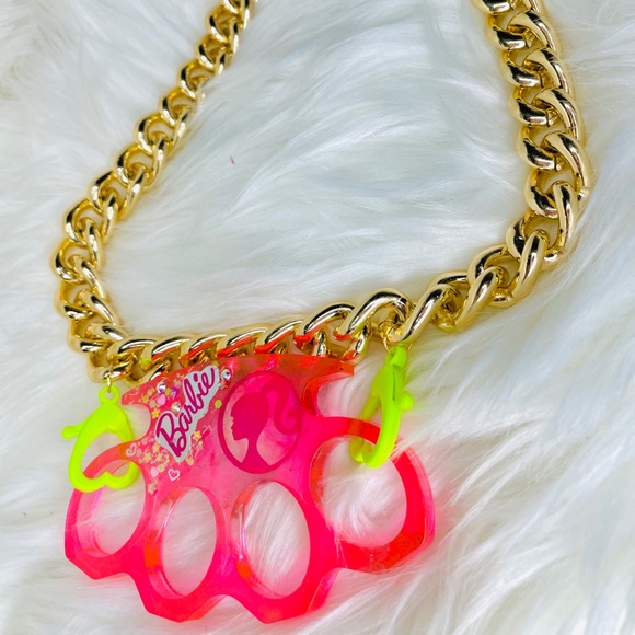 COPY - COPY - Barbie necklace - Picture 2 of 9